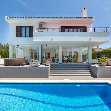 Casa Kristel * Badia Gran