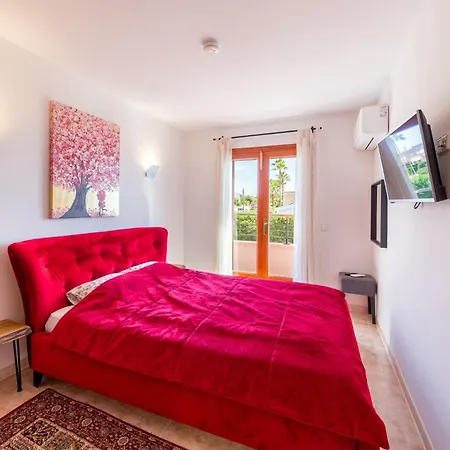 Casa Kristel *
